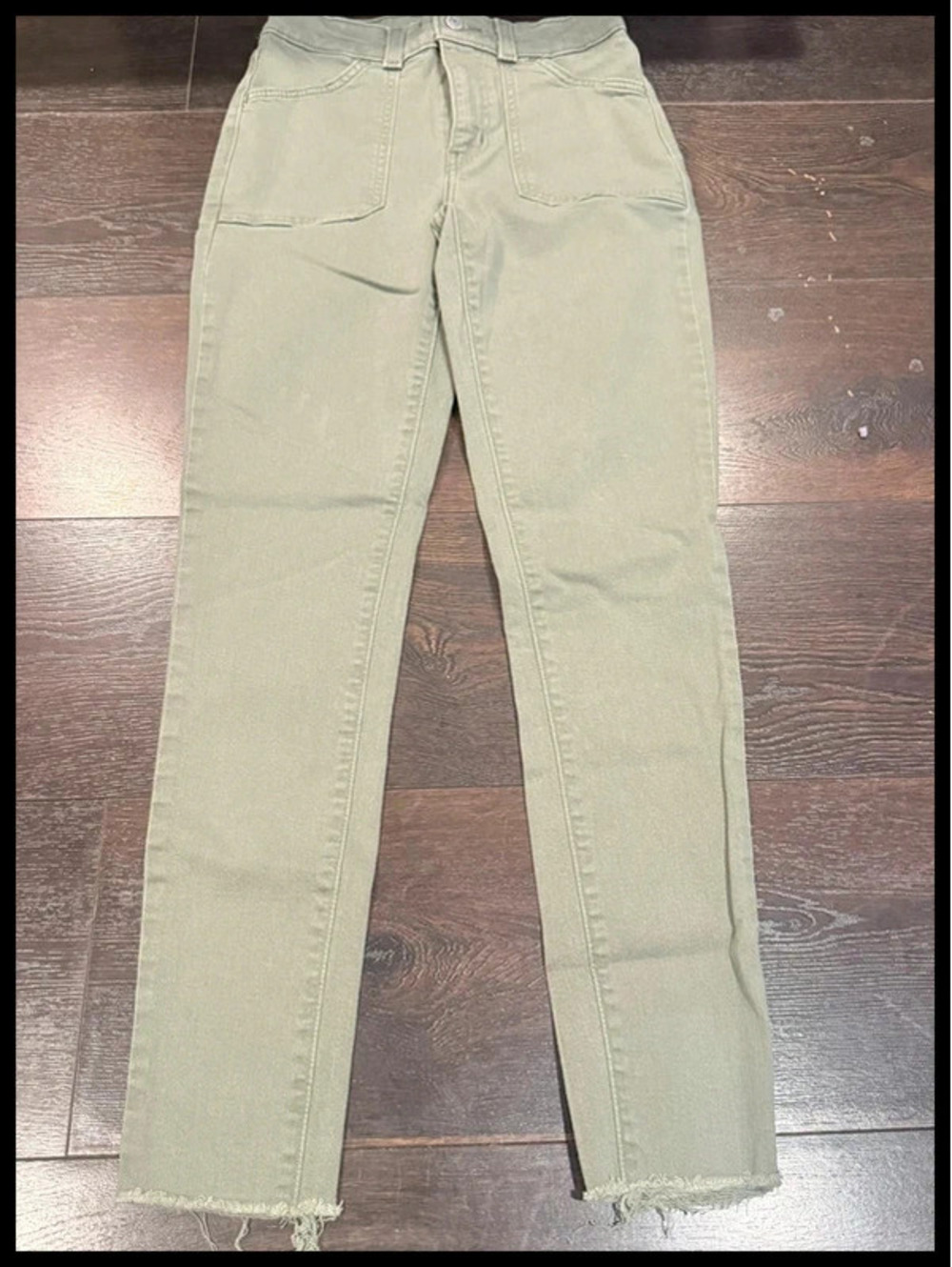 Levi’s 721 High Rise Skinny Olive Green Jeans Women’s W25 L26 Raw Hem 208
